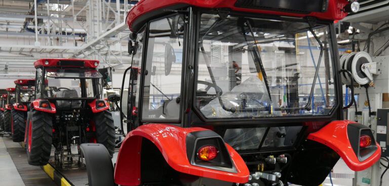 Zetor updates design of Major tractor