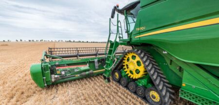 John Deere improves combine features