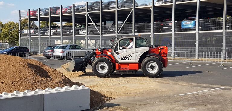 Manitou introduces electric telehandler in collaboration with Deutz