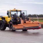 Autonomous tractor technology tested at Norwegian airport 
