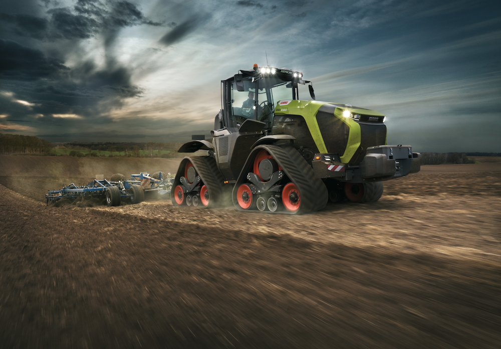 CLAAS Xerion 5000 расчистка снега