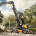 VIDEO: Never charge again with Volvo’s EW240 electric wheeled excavator
