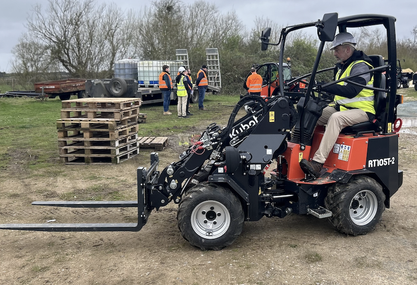 Kubota expands into material handling sector