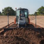 Develon expands dozer machine control with Leica Geosystems