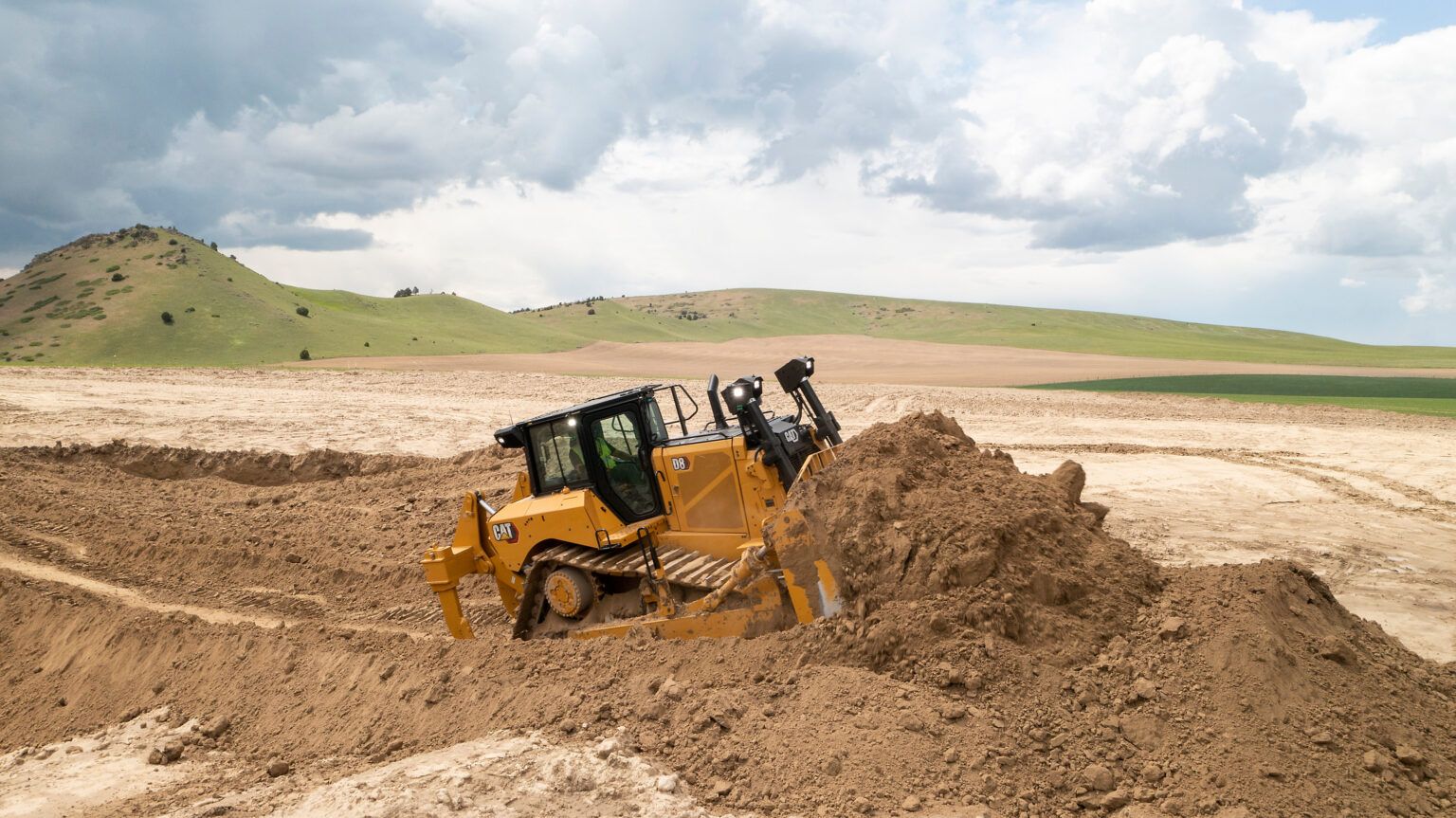 Caterpillar unveils the next generation Cat D8 Dozer | Industrial ...