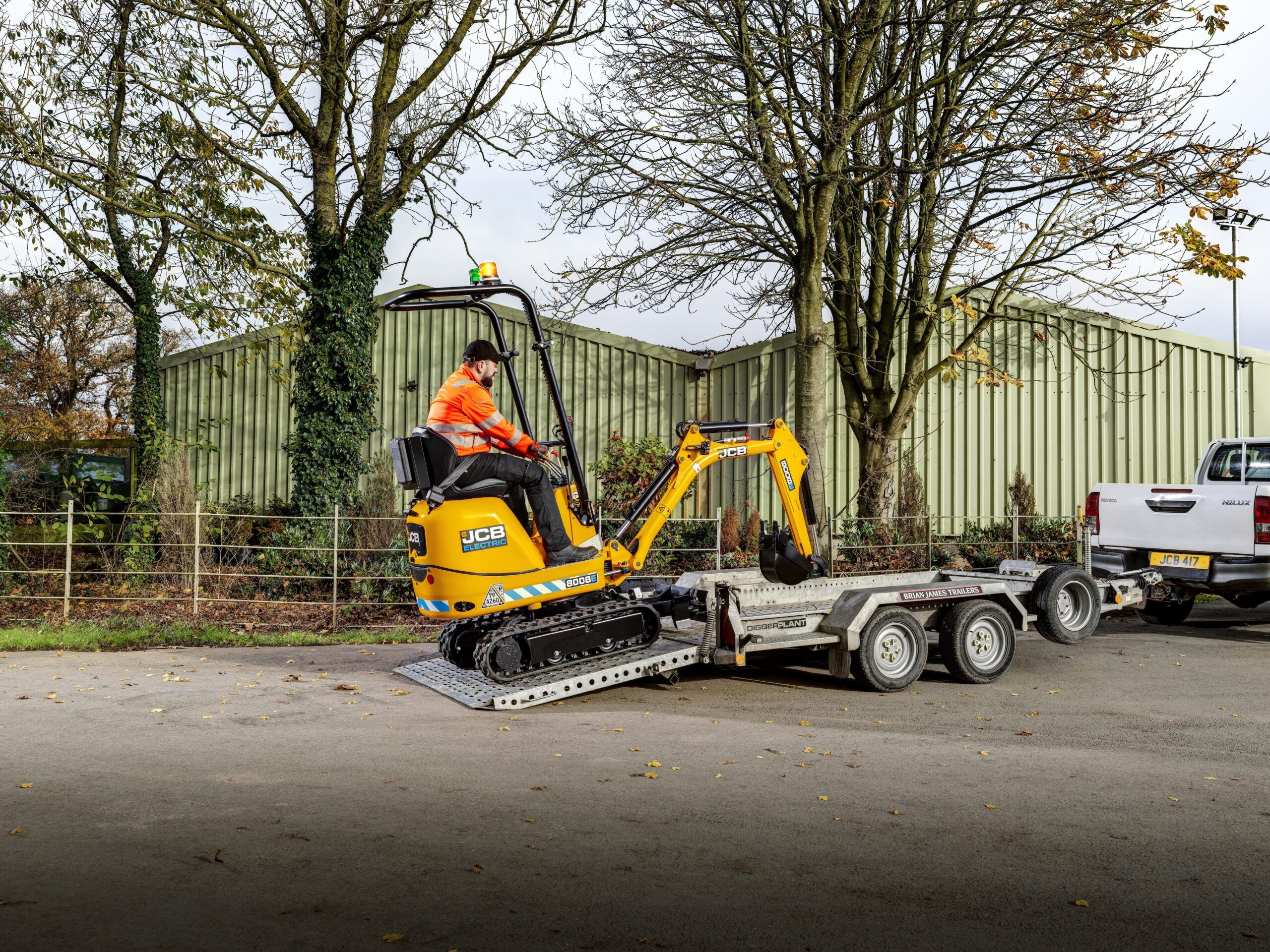 JCB to showcase new electric micro excavator at EHS