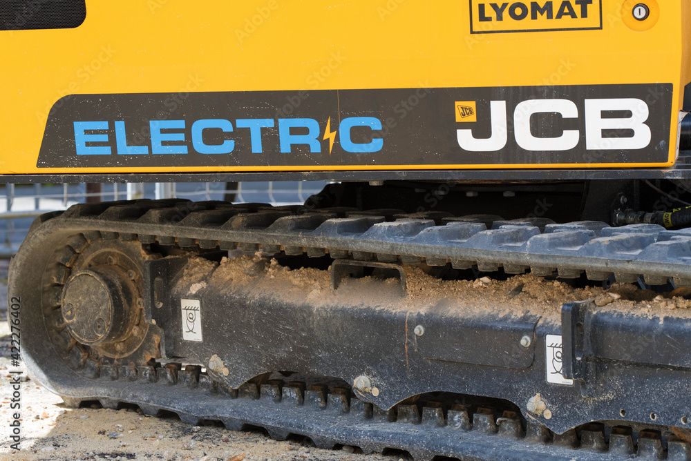 National Highways reveals first zero-emission construction project in the UK