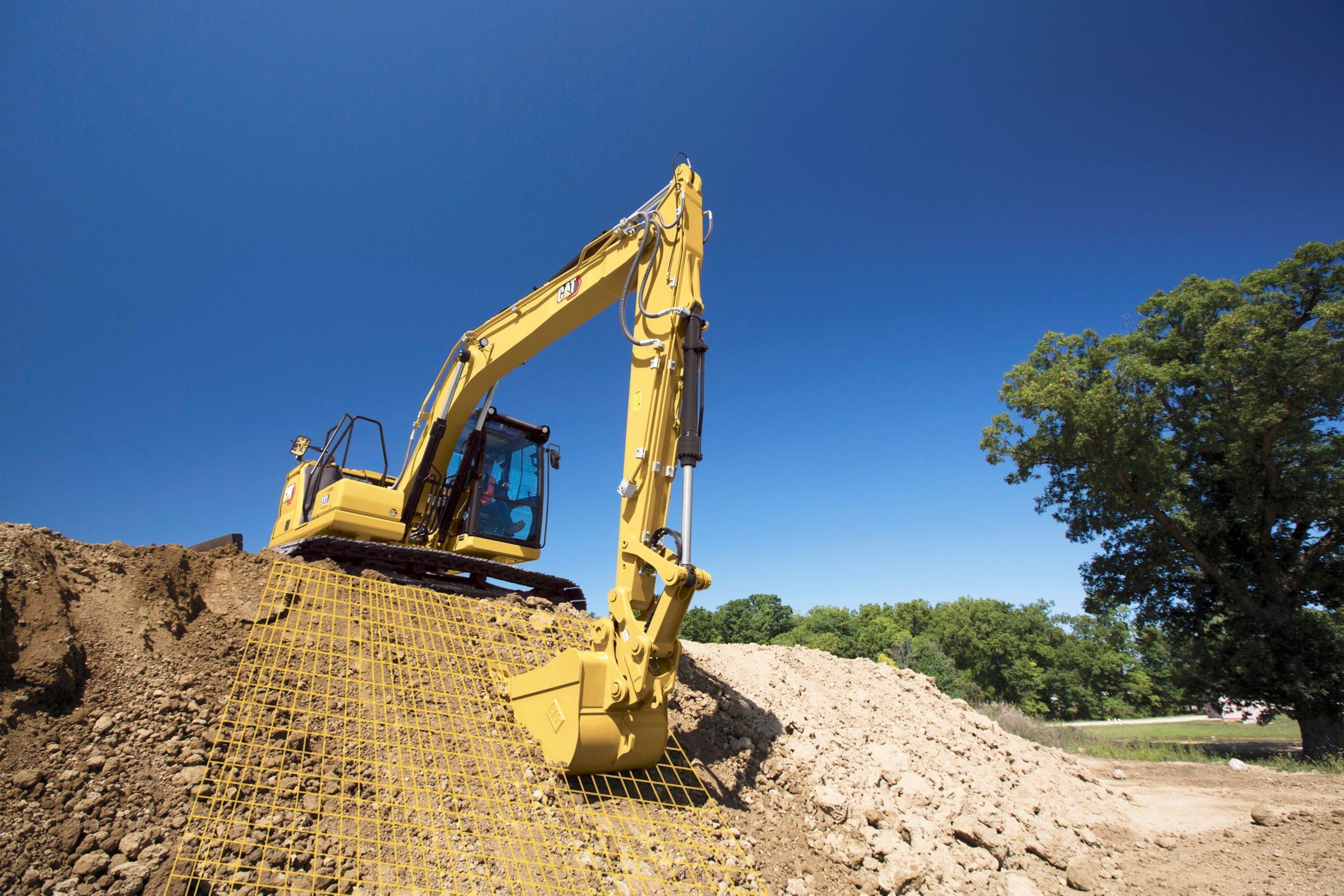 Caterpillar announces annual product updates for Cat hydraulic excavators
