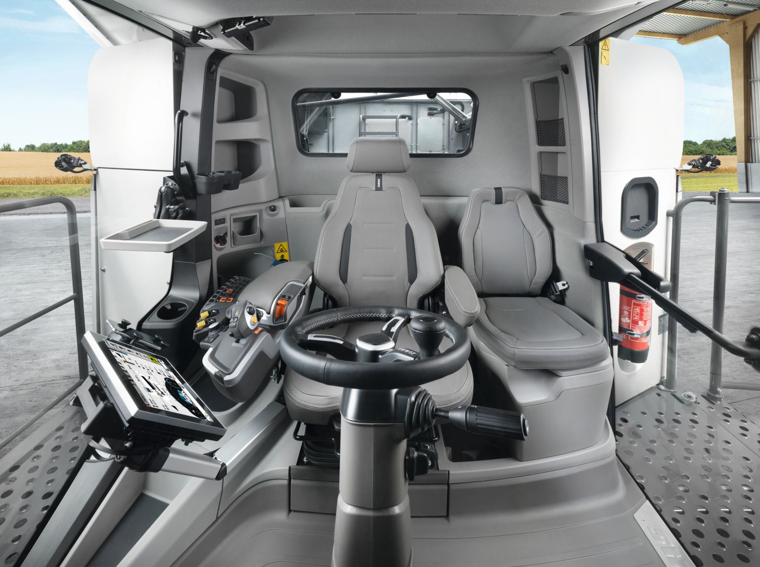 Inside the cab of the Lexion 7500, Lexion 8700 and Lexion 6800