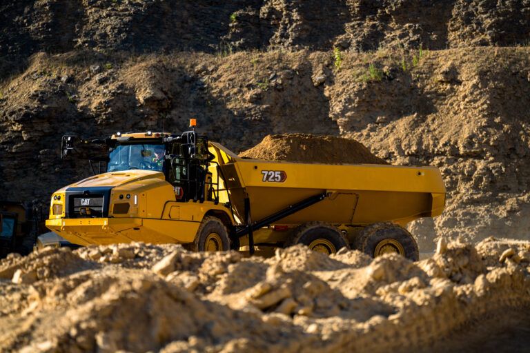 The next generation Cat 725 articulated truck