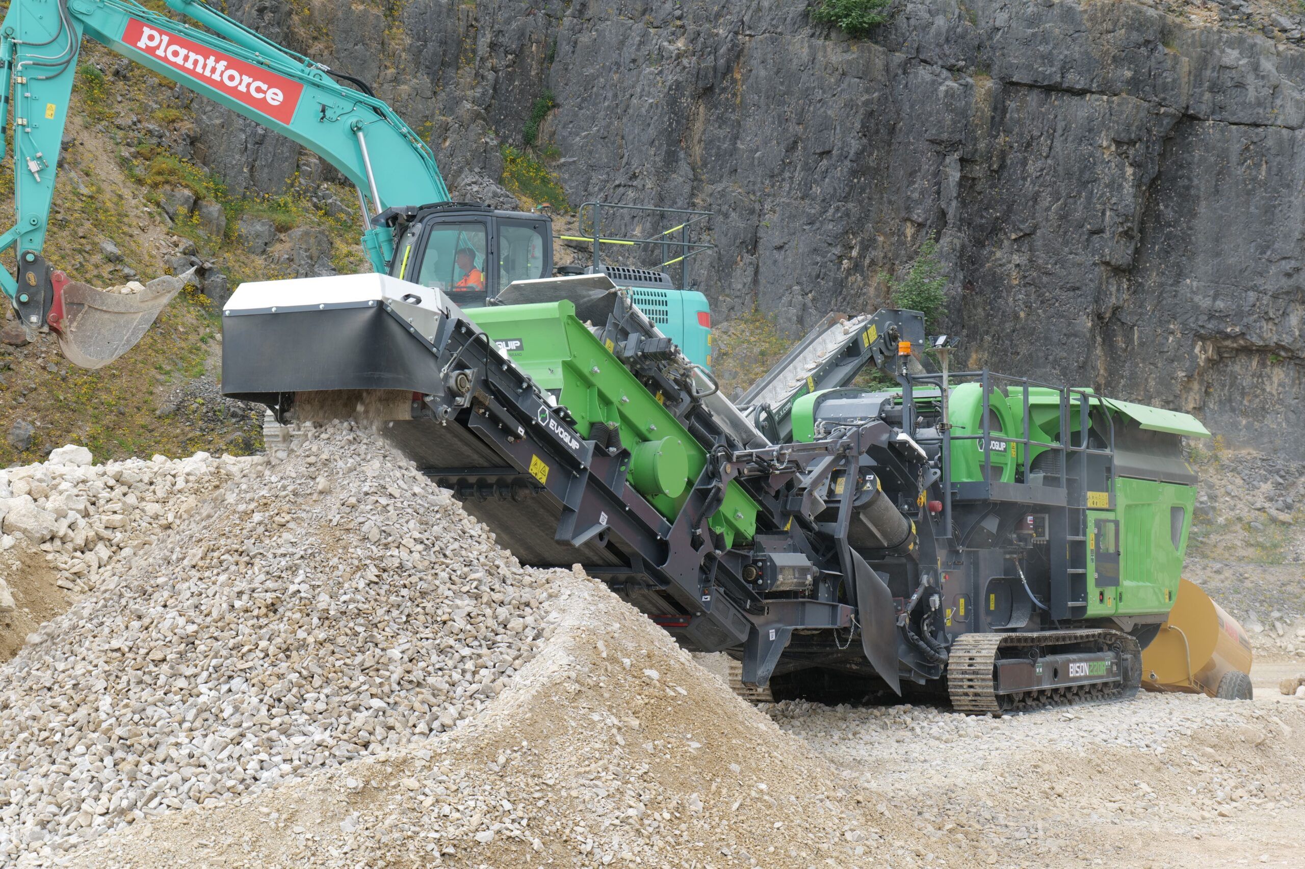 EvoQuip expands jaw crusher range with Bison 220 and 220R