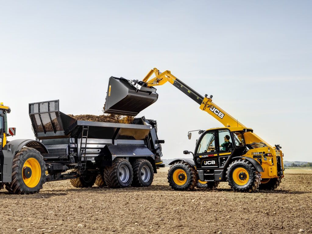 JCB launches new loadall telescopic handlers