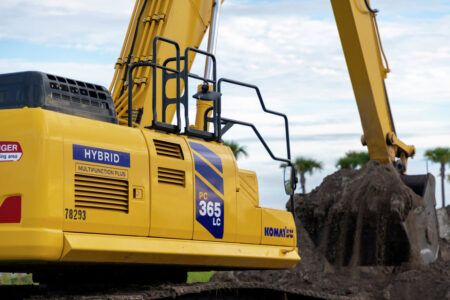 Komatsu launches new PC365LC-11 excavator Komatsu's new PC365LC-11 excavator