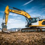 Leica Geosystems and Liebherr expand collaboration with factory-integrated machine control