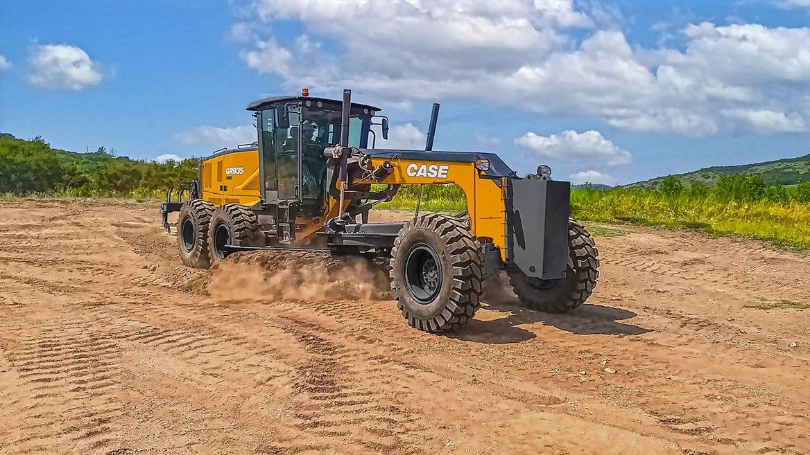 Case Construction Equipment expands grader range with Bell Equipment collaboration