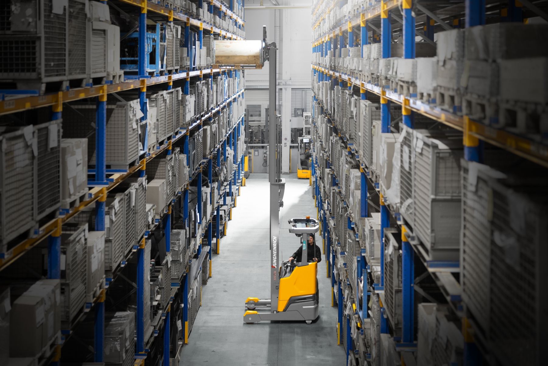 Jungheinrich launches ETV 4i reach truck for high-bay warehousing