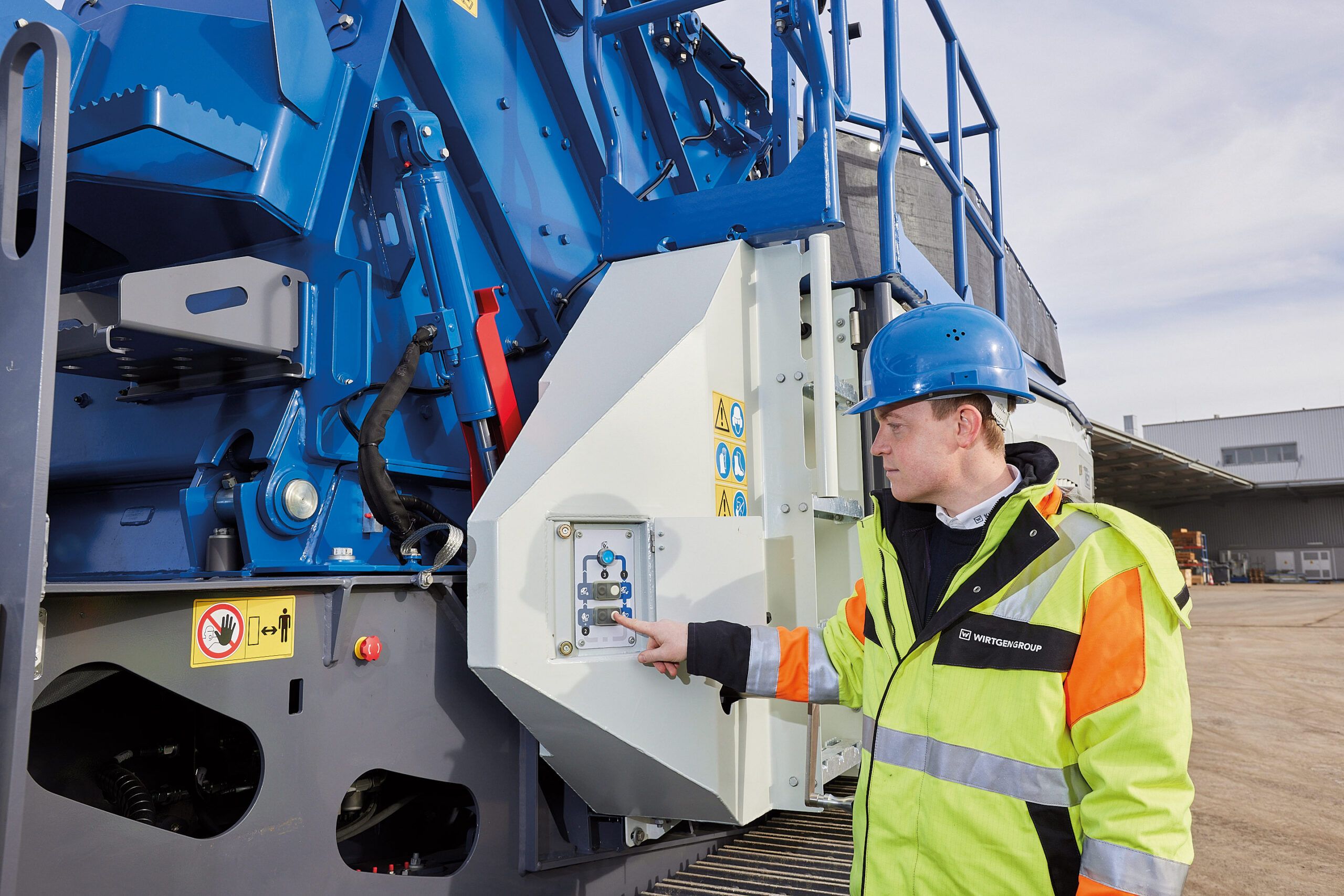 ISSA recognises Kleemann crusher access system for safety contribution