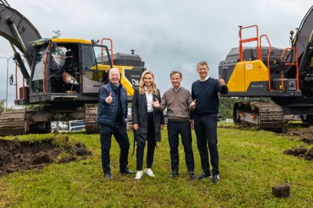 Volvo CE breaks ground on new excavator factory in Eskilstuna (From left to right) Martin Lundstedt of Volvo Group, minister Ebba Busch, prime minister Ulf Kristersson and Melker Jernberg of Volvo CE mark the groundbreaking in front of Volvo CE electric excavators
