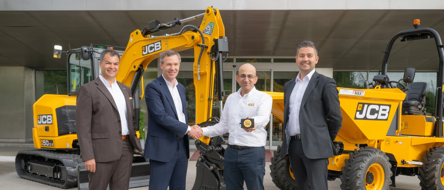 JCB fits LiveLink telematics as standard across mini excavators and dumpers