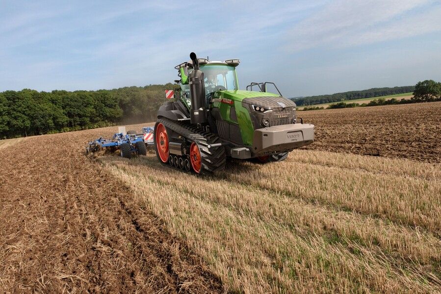Fendt updates 1100 Vario MT tracked tractor